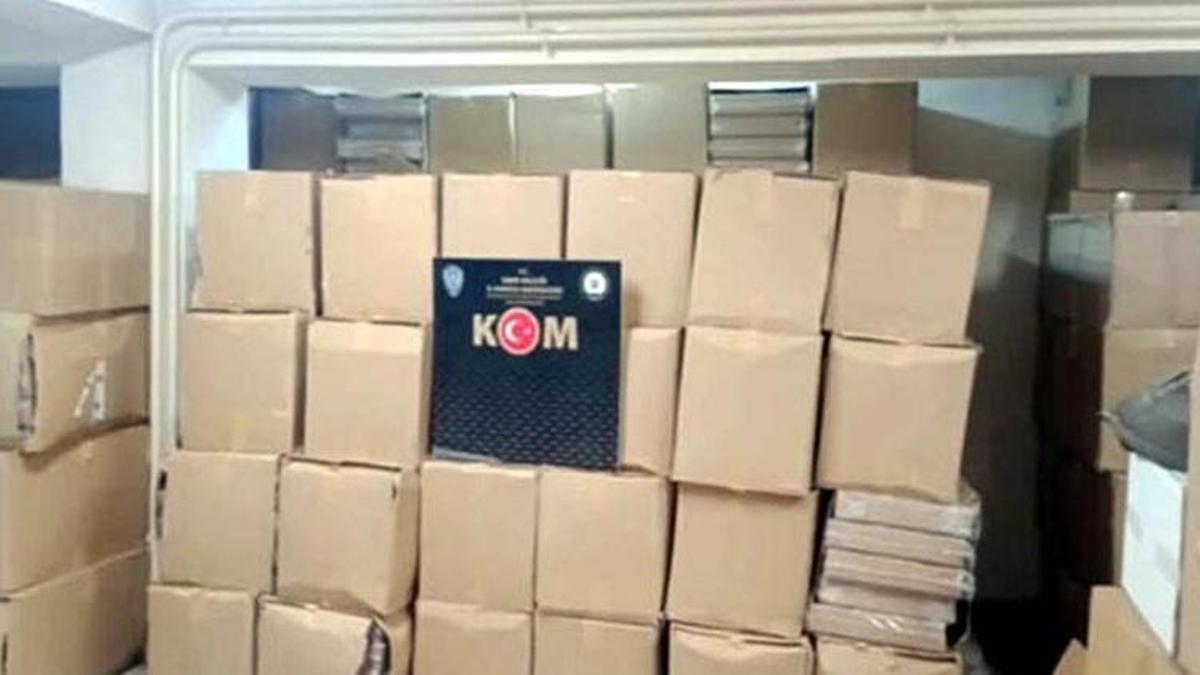 İzmir'de 100 milyon TL'lik kaçakçılık operasyonu