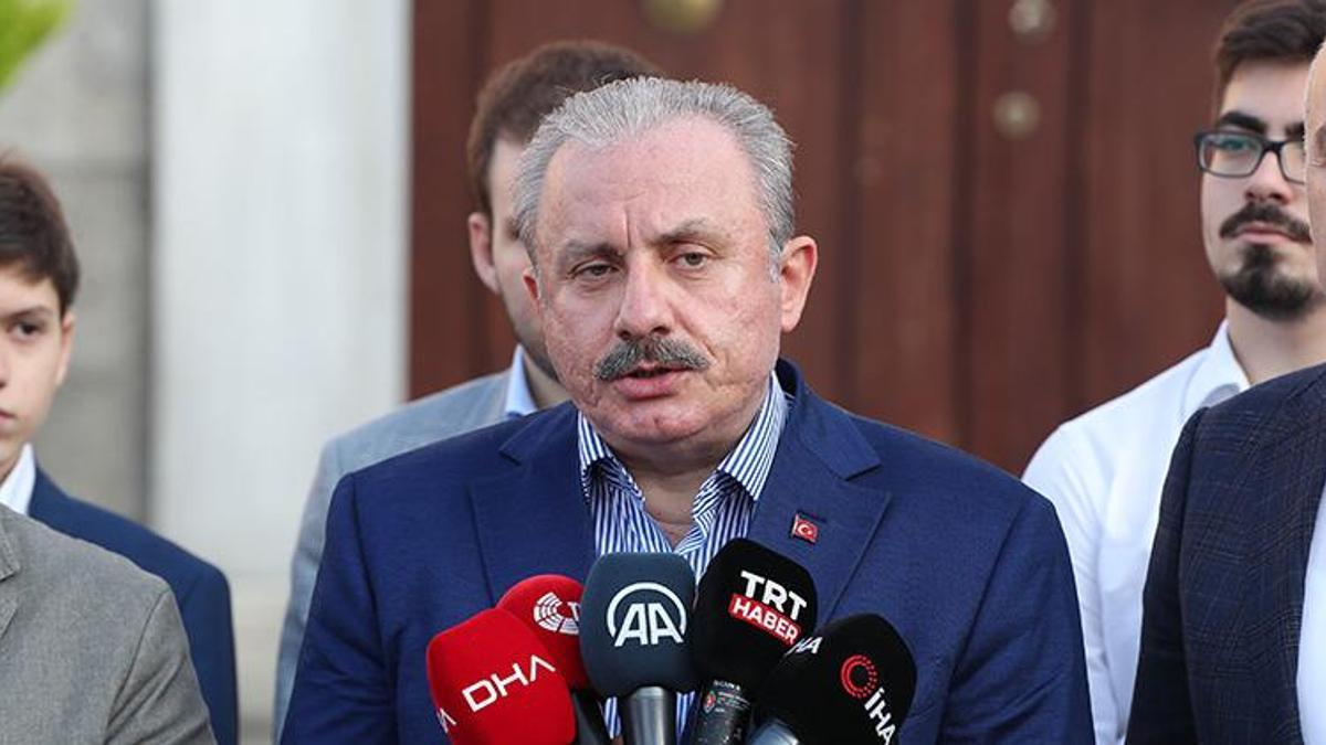 TBMM Başkanı Şentop, bayram namazını Ayasofya Camii'nde kıldı