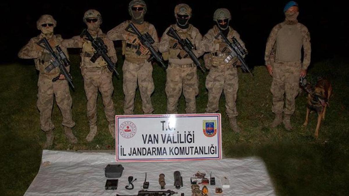 İçişleri: Van'da teröristlere ait silah ve mühimmat ele geçirildi