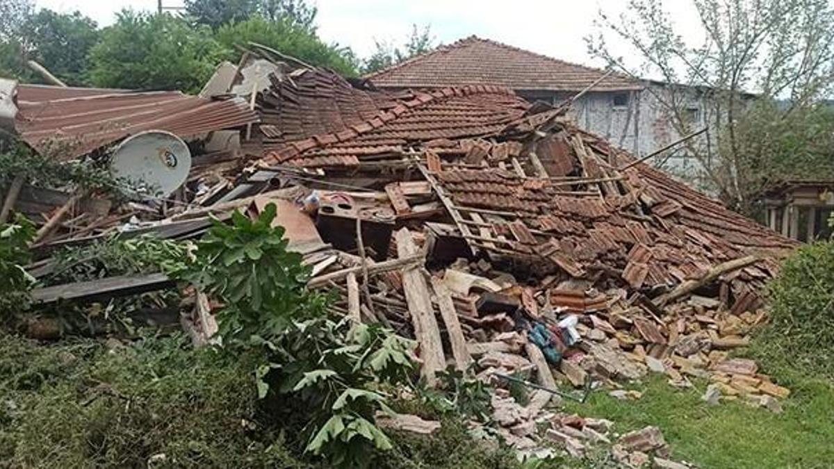 Bayram ziyaretine akrabalarına gittiler sonrası kabus! Belediye başkanı inceledi