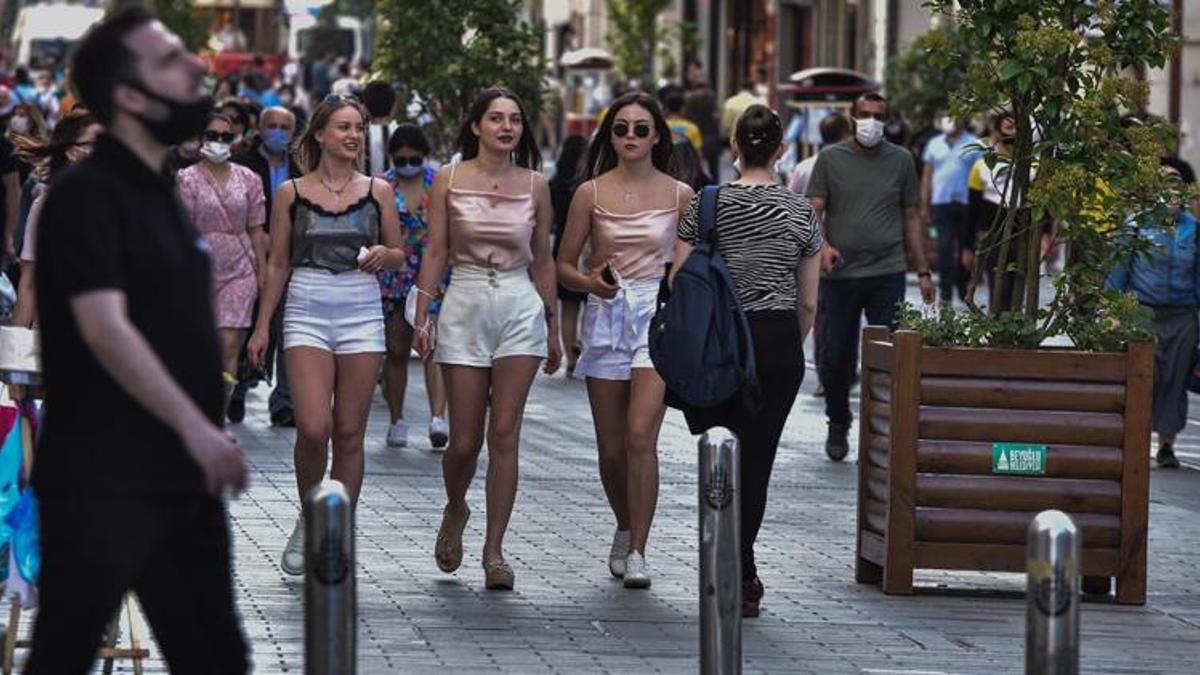 Koronavirüs ile ilgili flaş açıklama! 6. dalga başladı!