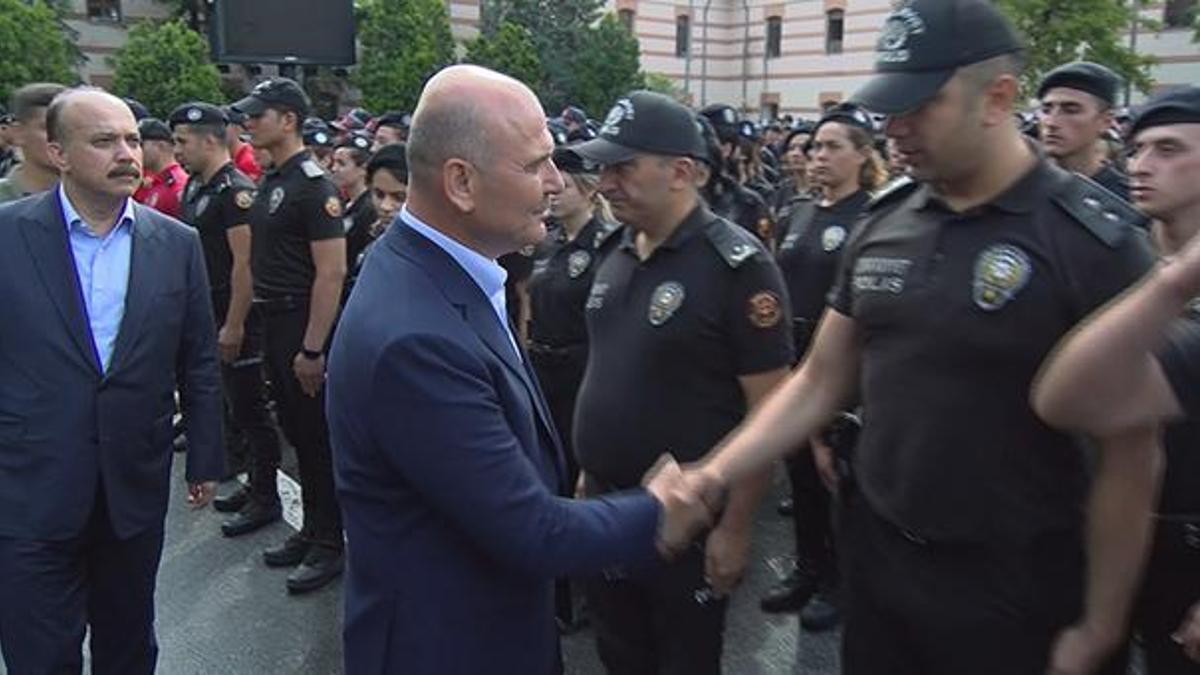 Bakan Soylu polislerle bayramlaştı: Siz demokrasinin teminatısınız