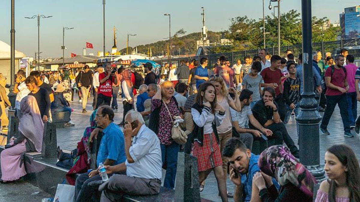7.200 TL karşılıksız veriliyor! Nakdi destek ödemelerinde şartlar değişti, çok sayıda kişi dahil oldu, başvurular e-Devlet'ten alınıyor, 12 ay boyunca...