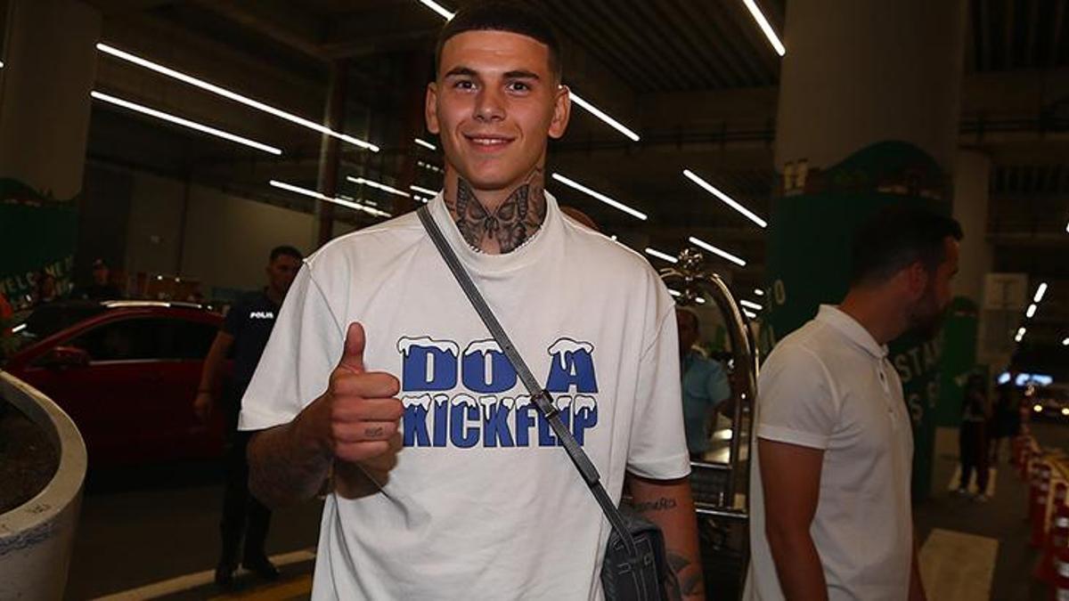 Fenerbahçe'nin anlaştığı Tiago Çukur, İstanbul'da