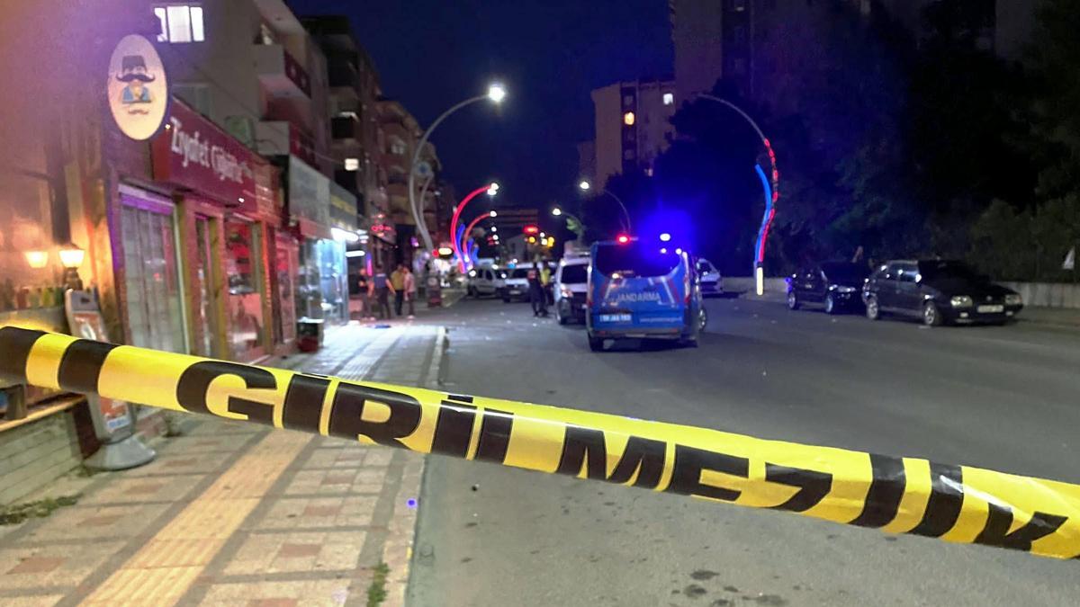 Tekirdağ’da aileler arasında taşlı-sopalı kavga; 10 yaralı, 10 gözaltı