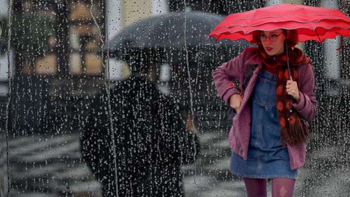 Meteoroloji'den son dakika uyarısı! Kavurucu sıcaklar gidiyor, kuvvetli yağmur geliyor: İstanbul dahil 26 ilde...