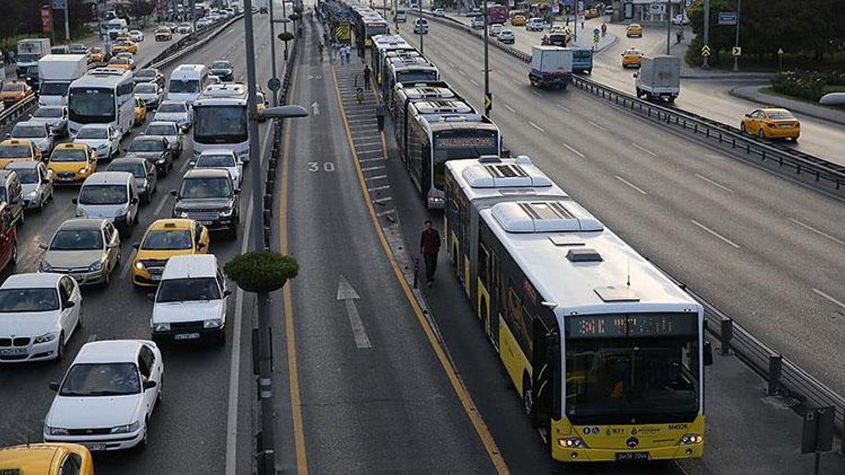 15 Temmuz’da toplu taşıma ücretsiz mi? 15 Temmuz’da metro, marmaray, metrobüs vapur, tramvay ve otobüsler ücretsiz mi?
