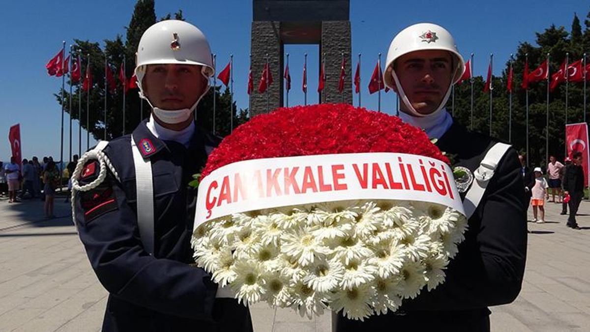 Çanakkale Şehitler Abidesi'nde 15 Temmuz anma töreni