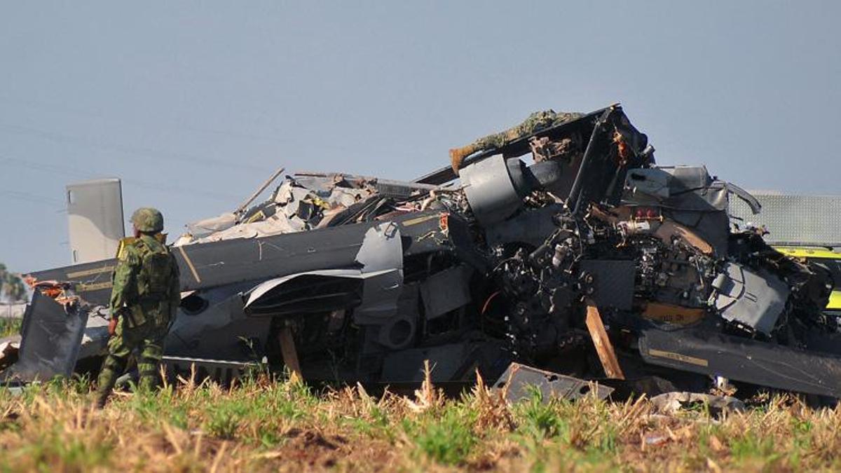 Meksika’da askeri helikopter düştü! 14 kişi hayatını kaybetti
