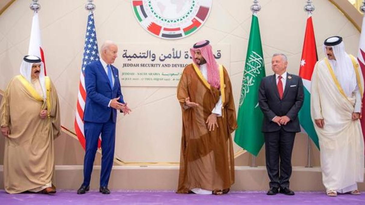 Biden, Suudi Arabistan'da dünyaya duyurdu: Asla çekip gitmeyeceğiz