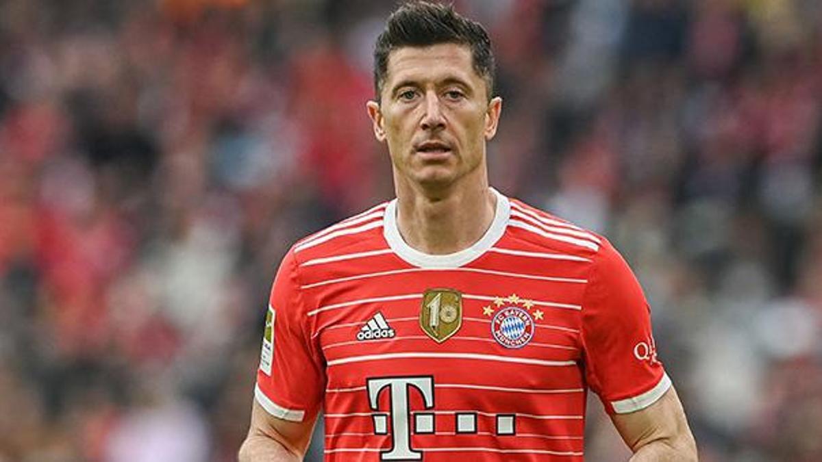 Yılın transferi! Robert Lewandowski resmen Barcelona'da!