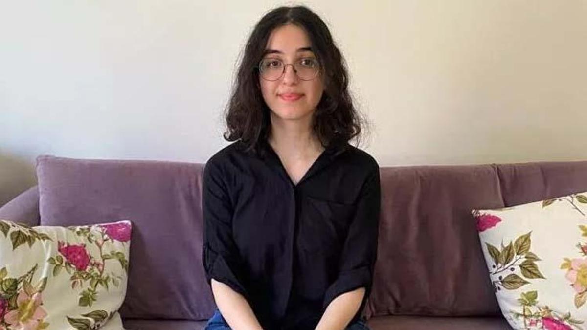 YKS birincisi kaç puan aldı 2022, kaç net yaptı? YKS Türkiye birincisi Zeynep Dila Kuyucu nasıl çalıştı?
