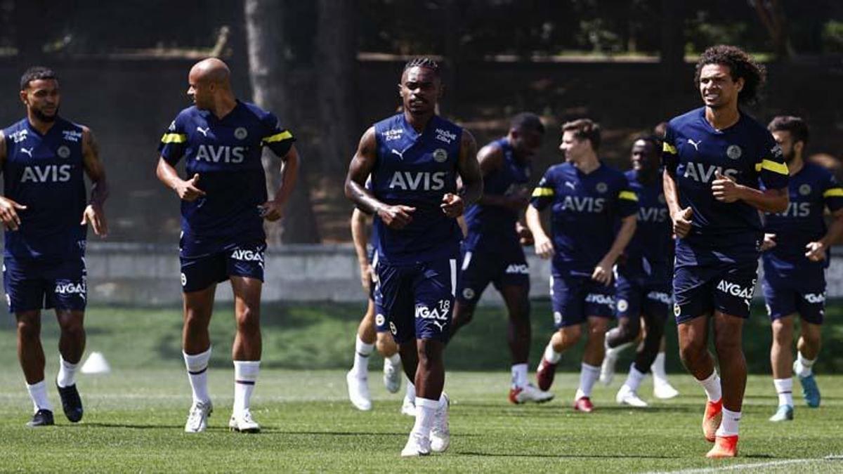 Fenerbahçe Dinamo Kiev maçı hangi kanalda yayınlanacak, ne zaman, saat kaçta? Fenerbahçe Dinamo Kiev maçı şifreli mi