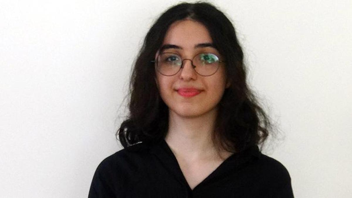 Zeynep Dila, TYT ve İngilizce alanlarında birinci oldu