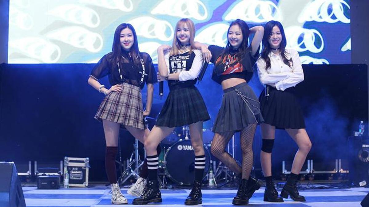 Blackpink konseri ne zaman? Dünyanın en popüler K-Pop grubu Blackpink ilk sanal konserini verecek!