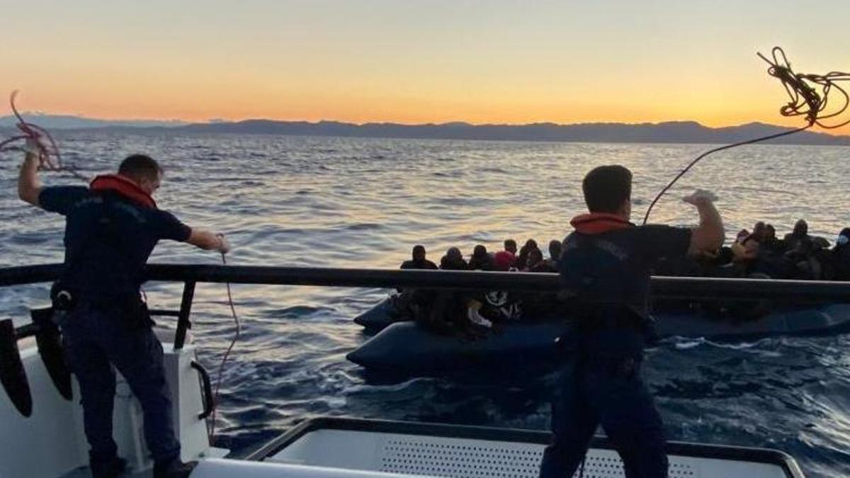 Emniyet, Jandarma ve Sahil Güvenlik eş zamanlı düğmeye bastı! Çok sayıda gözaltı var