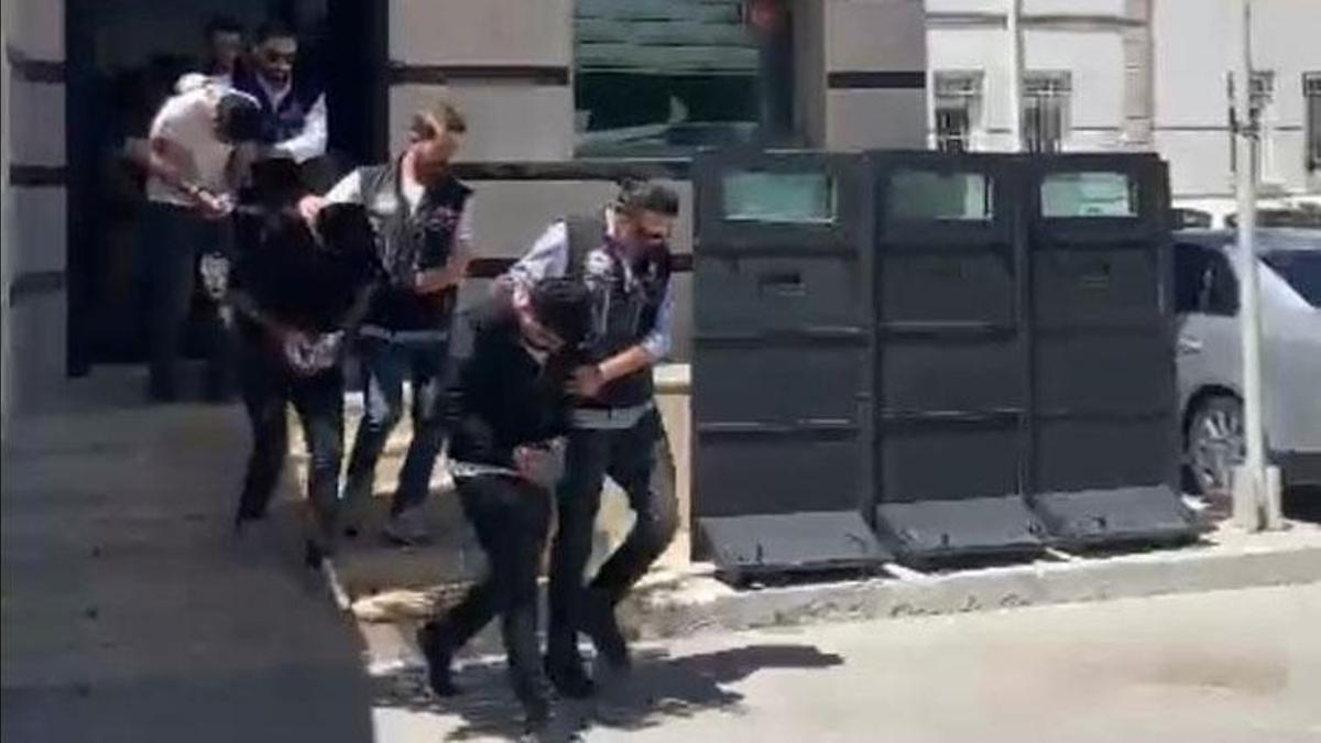 Cumhuriyet Savcısı uyuşturucu baronu çıktı! Polisleri kurye olarak kullanmış...