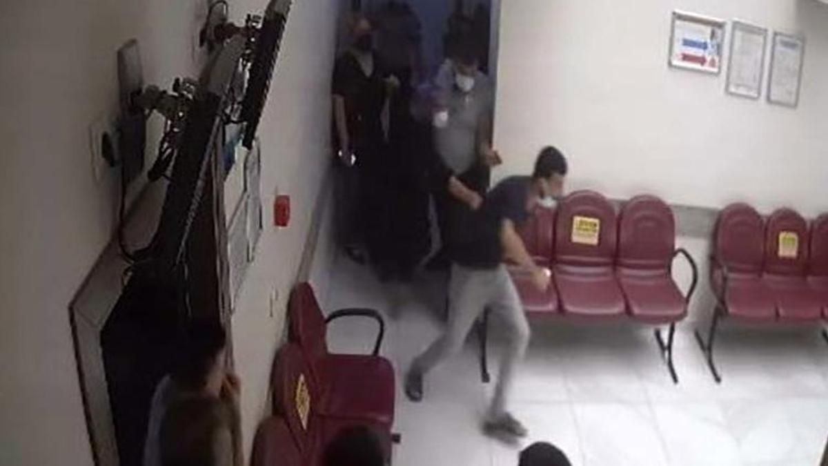 Tedaviyi beğenmeyen hastanın abisi, diş hekimini darp etti