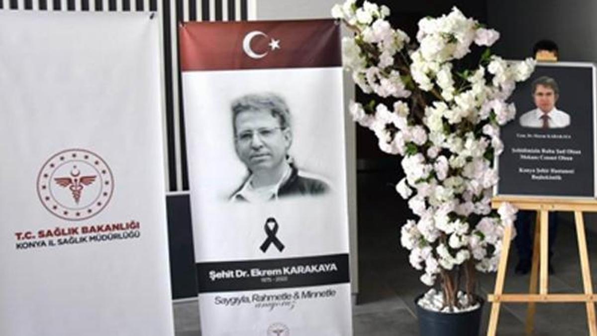 Silahlı saldırıda ölen Dr. Ekrem Karakaya'ya 'şehit' unvanı verildi