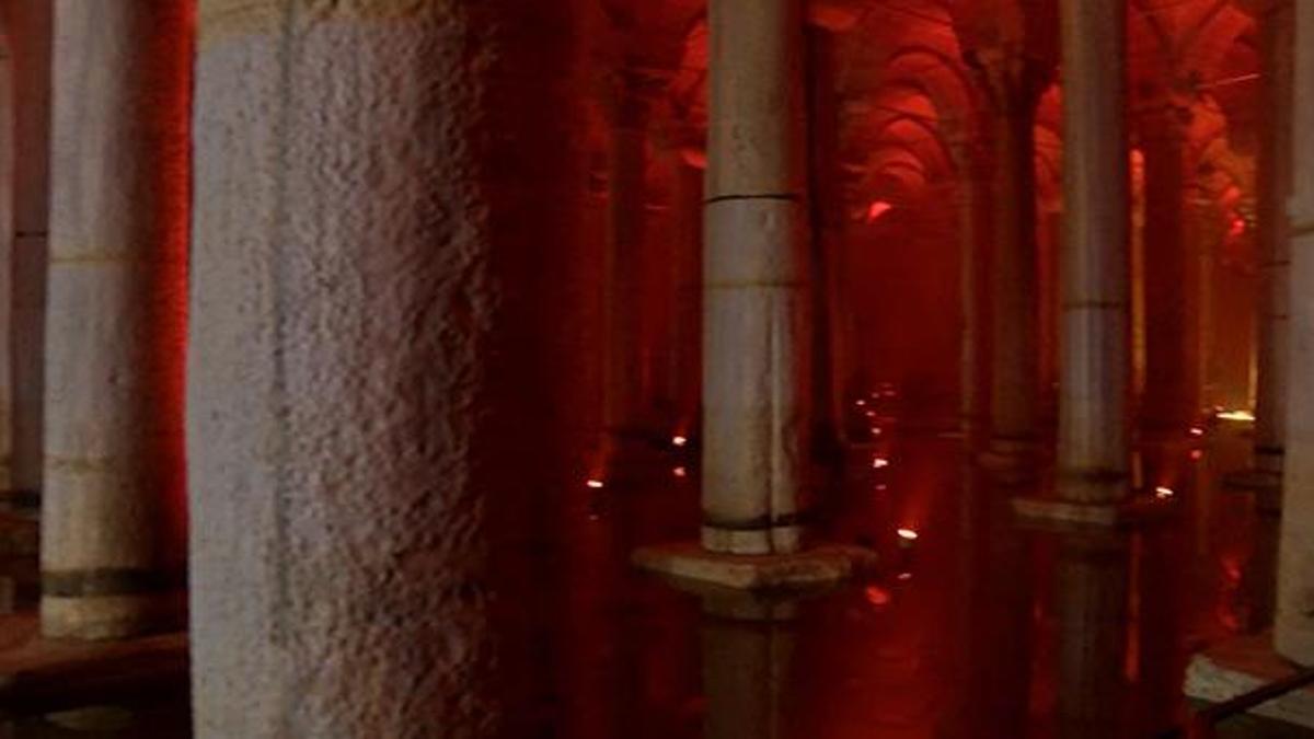 Restorasyonu tamamlanan Yerebatan Sarnıcı törenle açıldı