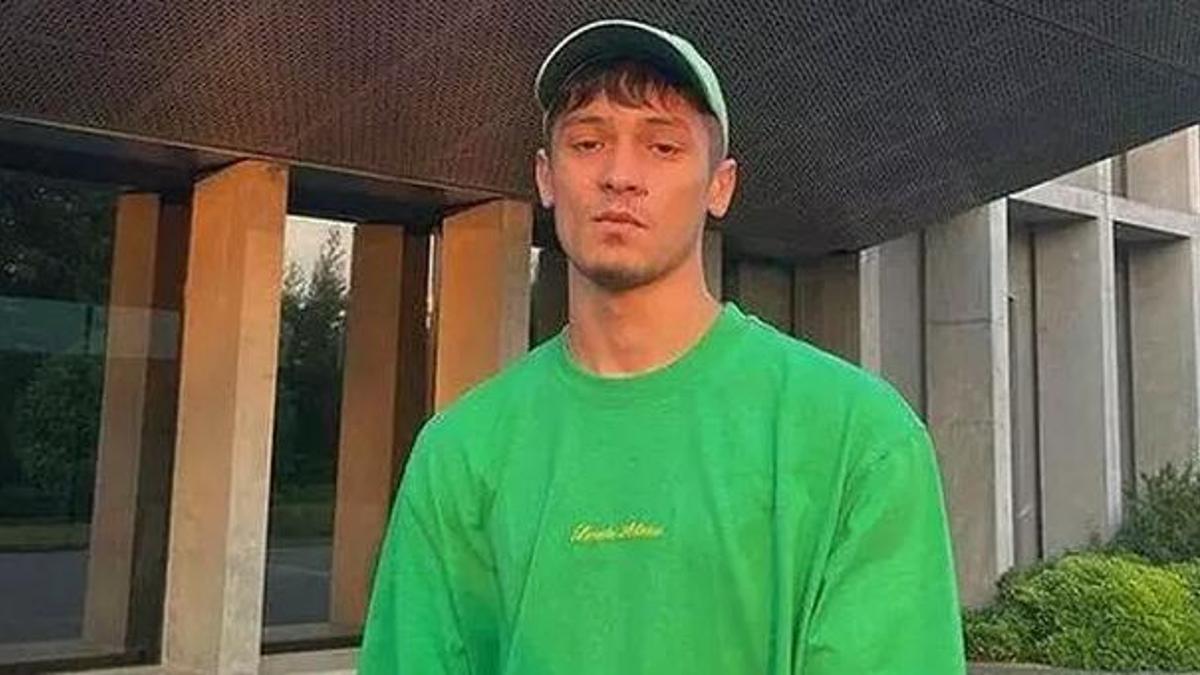 Ünlü rapçi Çakal'a otel önünde silahlı saldırı!