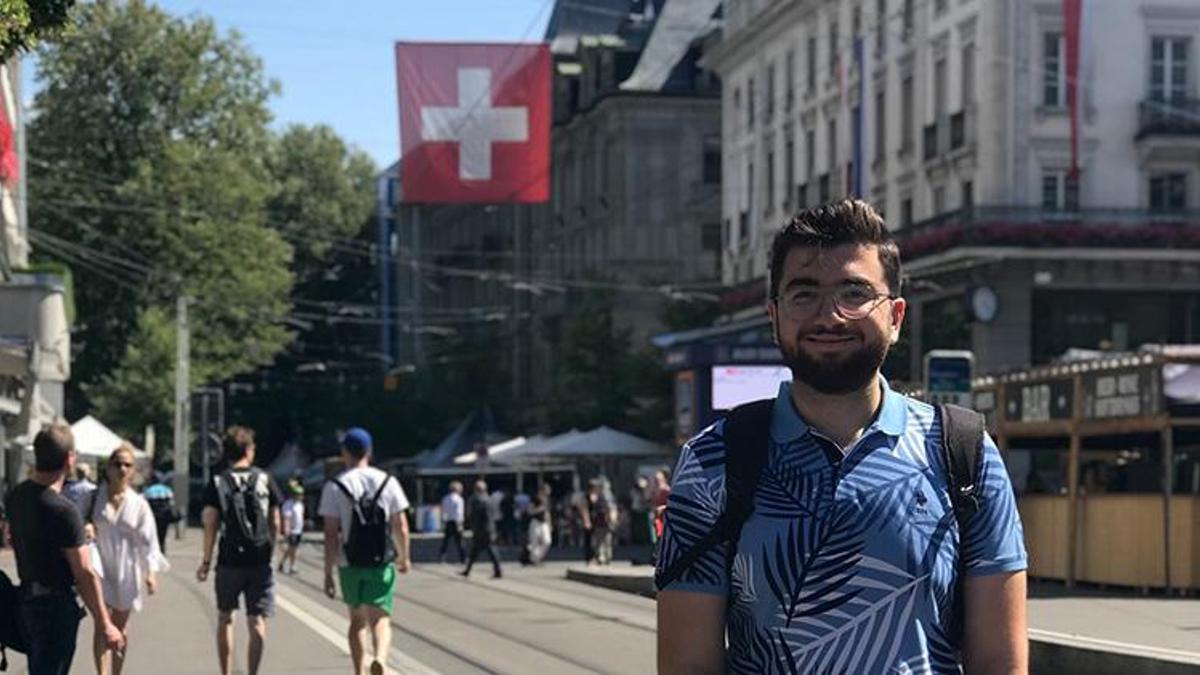 En zor iki bölümü bir arada bitirdi dünya peşinden koştu