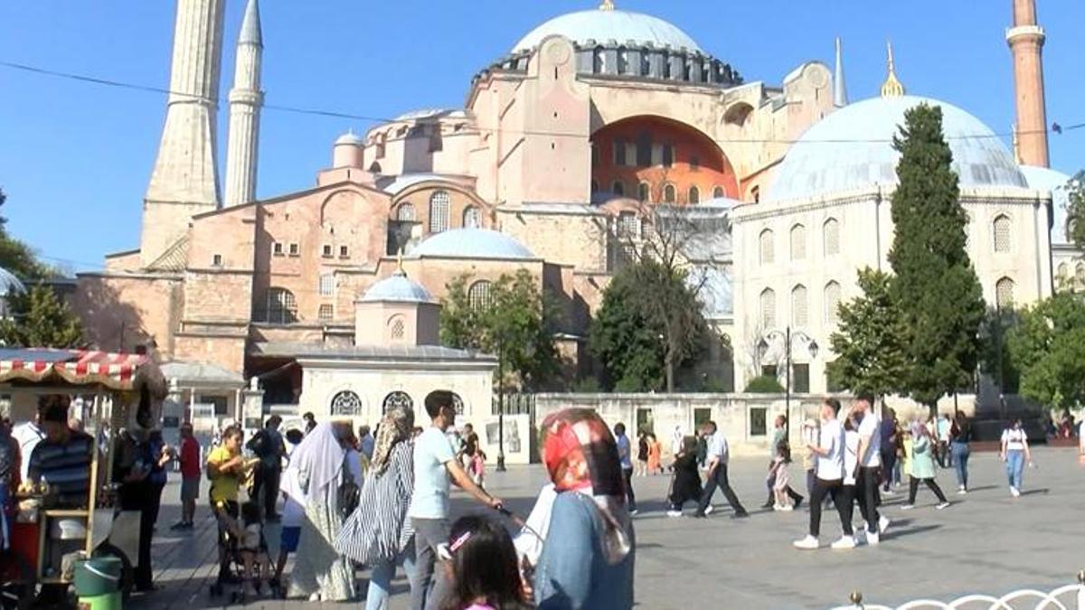 Ayasofya Kebir Cami-i Şerifi 4 yılda 25 milyon kişi ziyaret etti