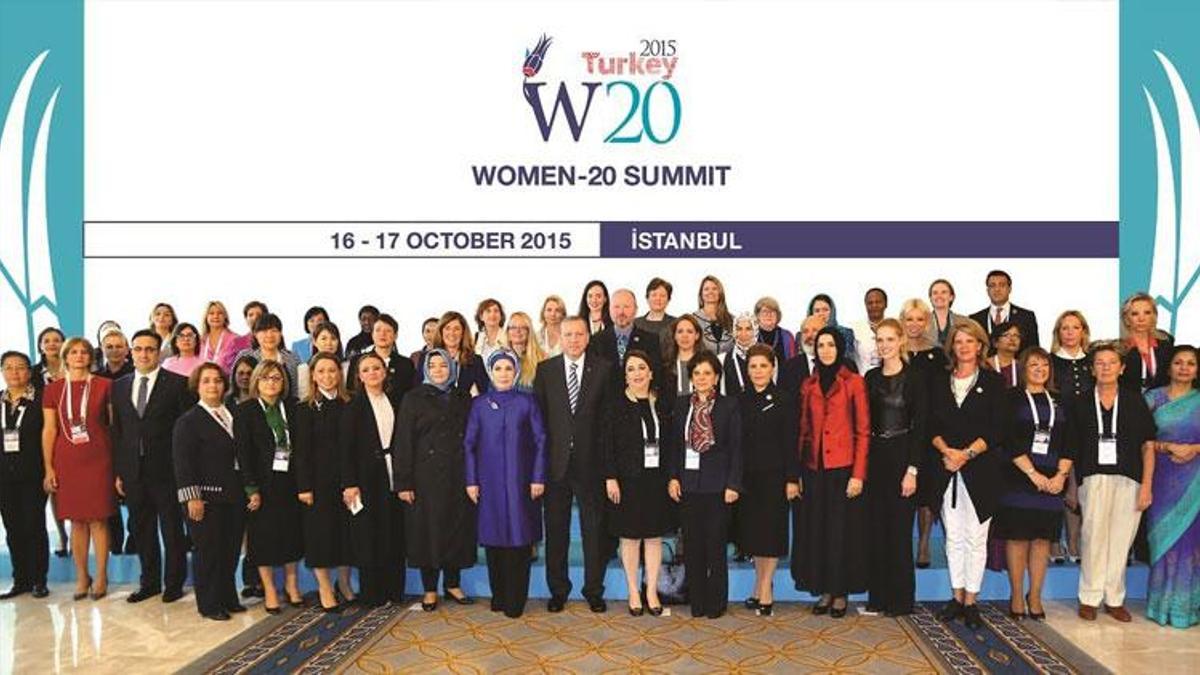Women-20 Zirvesi TİKAD'ın Türkiye delegasyonu başkalığında Endonezya’da gerçekleşti