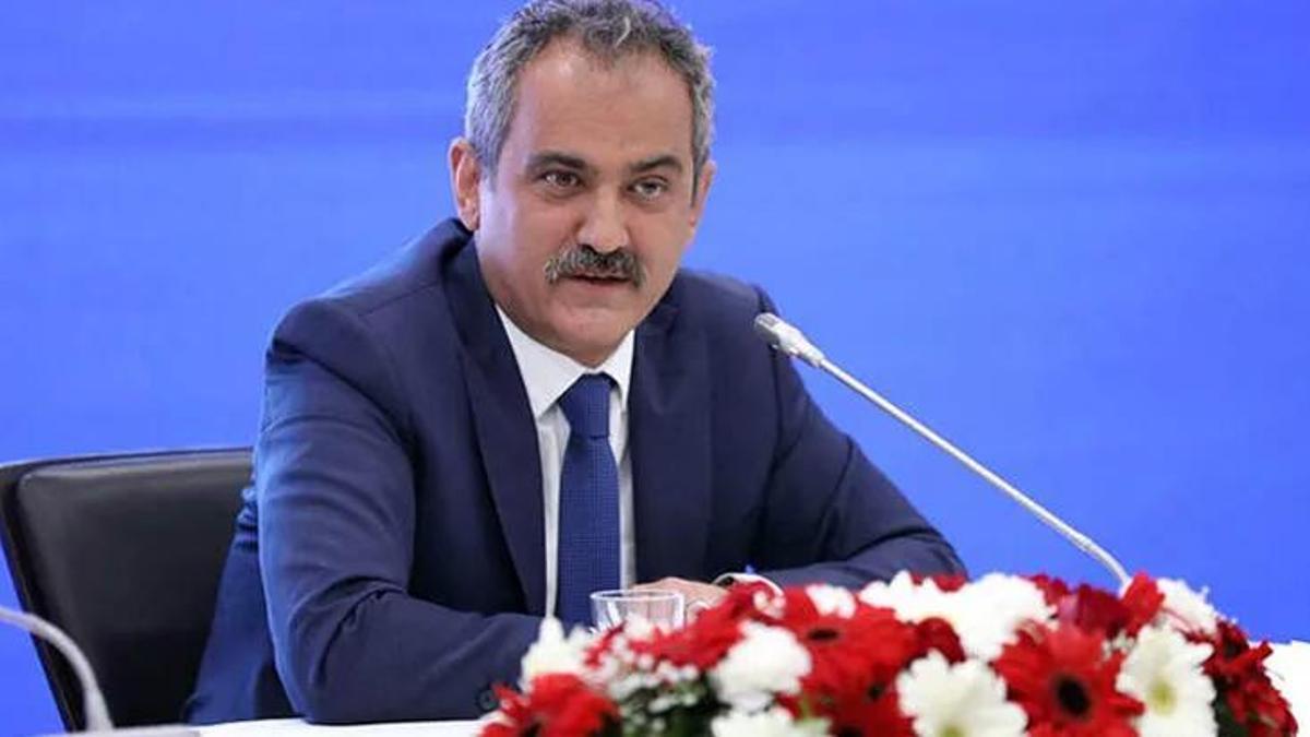 Veliler dikkat! Bakan Özer duyurdu, bunu yapmayın
