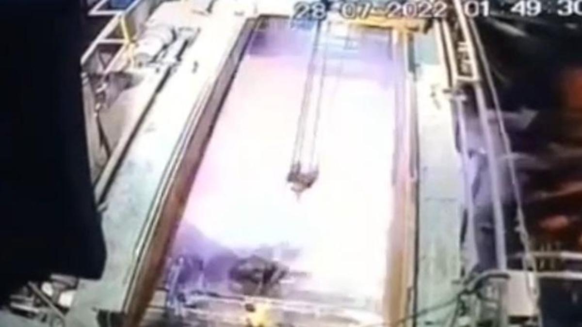 Kocaeli'de galvaniz fabrikasında patlama! 11 işçi yaralı
