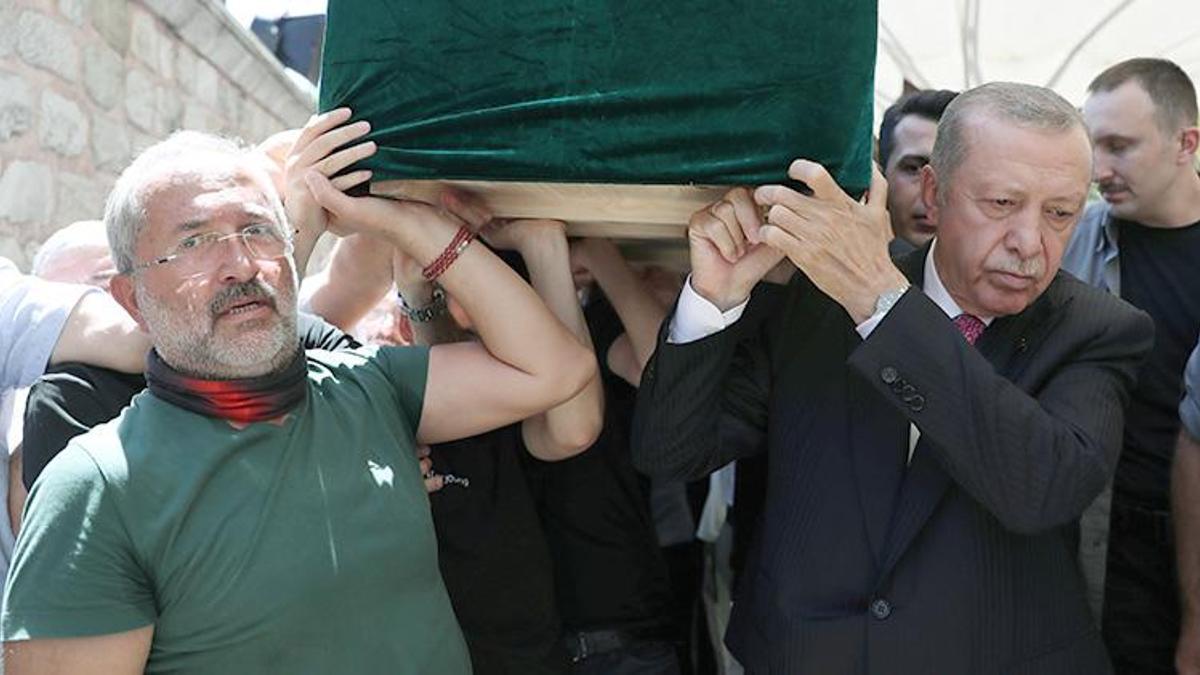 Cumhurbaşkanı Erdoğan, Hacı Nimet Kaya'nın cenazesine katıldı