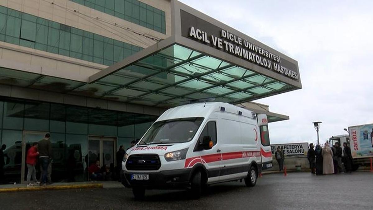 Kibritle oynarken 3 yaşındaki arkadaşını yaktı