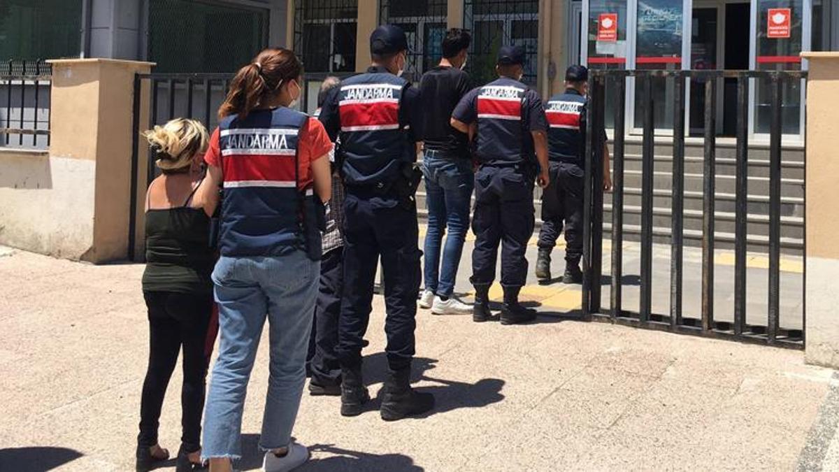 Mersin'de 'fuhuş' operasyonu: 7 kadın kurtarıldı, 4 gözaltı