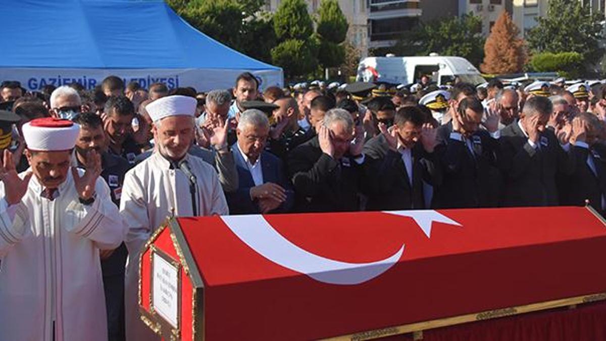 Şehit Astsubay Batuhan Şimşek son yolculuğuna uğurlandı