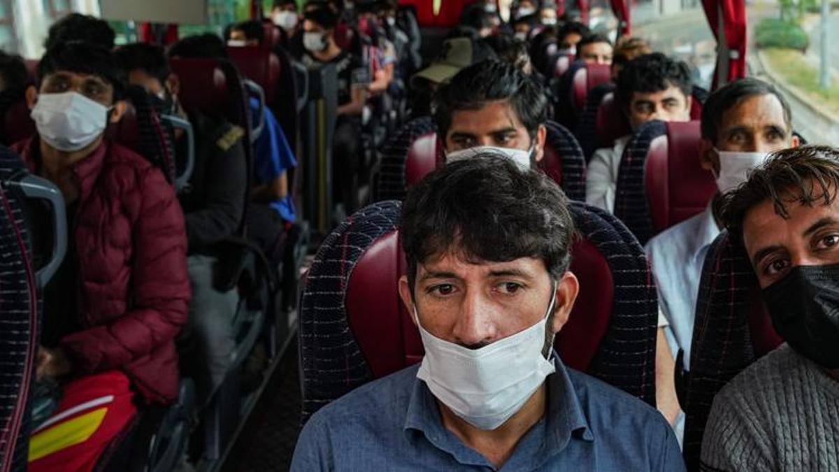 59 bin 40 düzensiz göçmen sınır dışı edildi