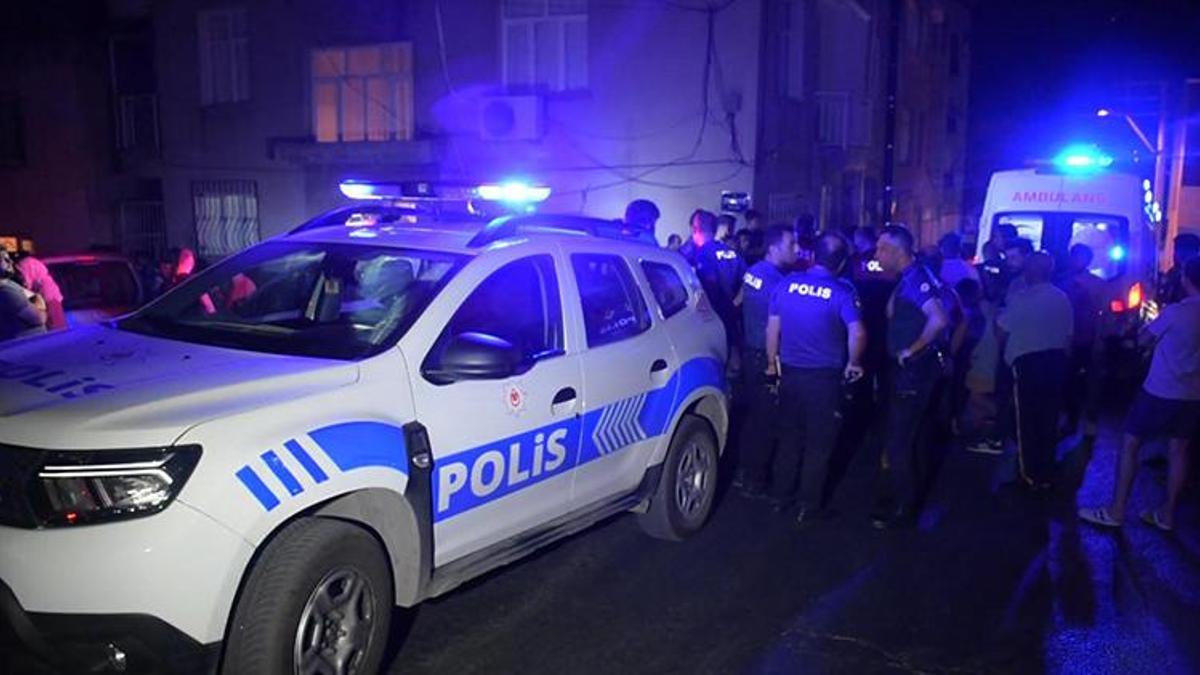 Kavgaya müdahale eden polis memuru balkondan düşüp yaralandı