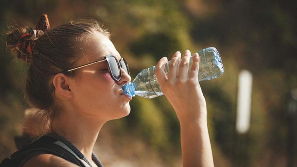 Günde kaç litre su tüketilmeli? Sıcak havalarda su tüketimine dikkat!