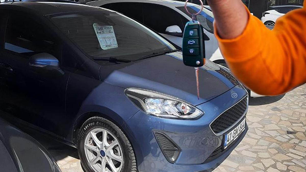 İkinci el araba ve fiyatlar ile ilgili son dakika açıklaması! Yüzde 50 düştü, 15 Ağustos'tan itibaren...