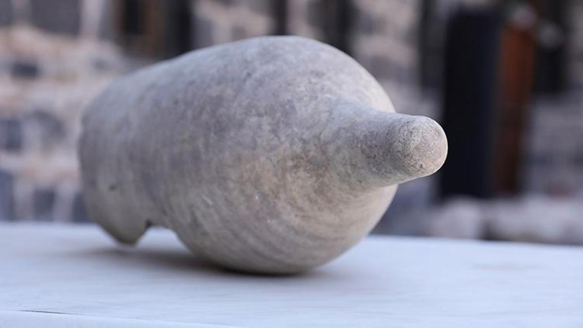 Diyarbakır’da bulunan 1700 yıllık amfora, müzeye teslim edildi
