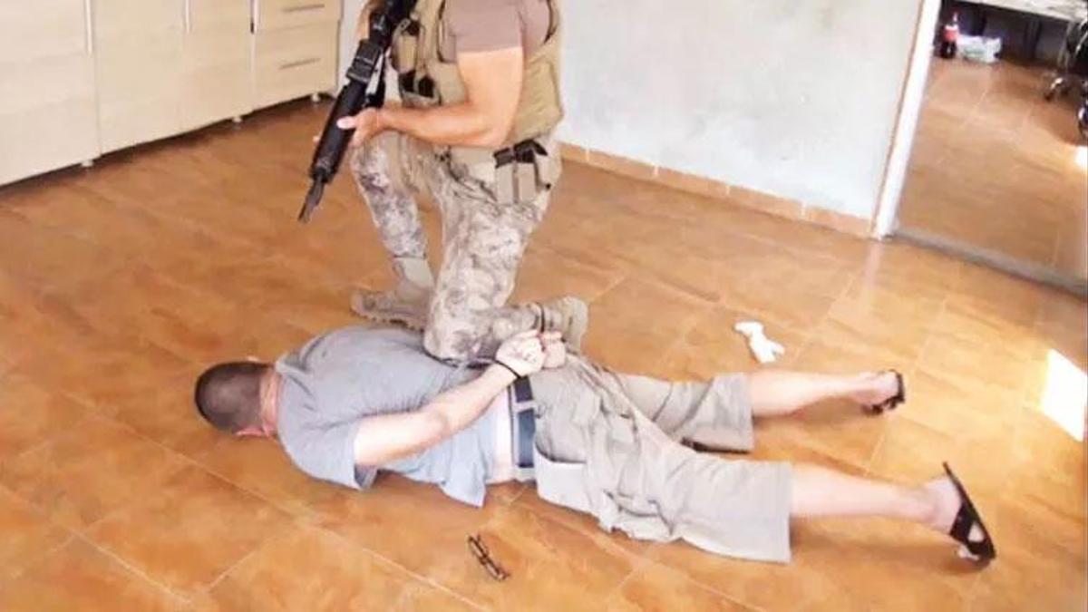 Avrupa captagon piyasasının kilit isimlerinden 'Doktor Boris'e derste suçüstü!