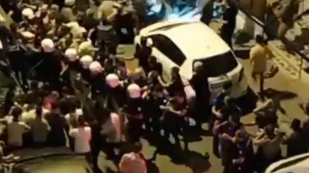 Taciz iddiası ortalığı karıştırdı! Esnaf kadınlara...