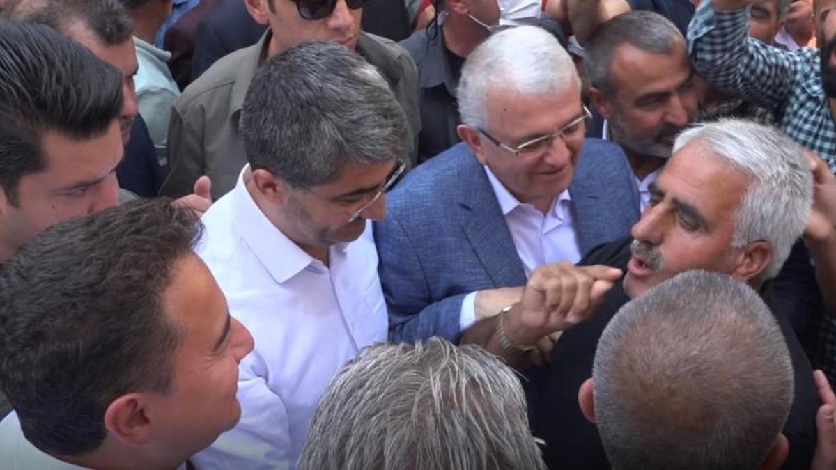 Vatandaştan Ali Babacan’a tepki: İslam’a saldıranlarla birliktesiniz