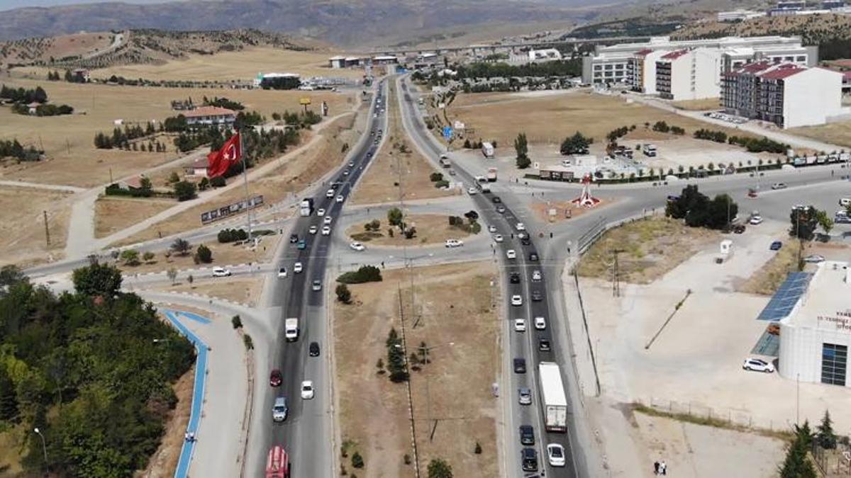 ‘Kilit kavşak’ tarih olacak, 43 ilin geçiş noktasında devrim! Tarih verip duyurdu...