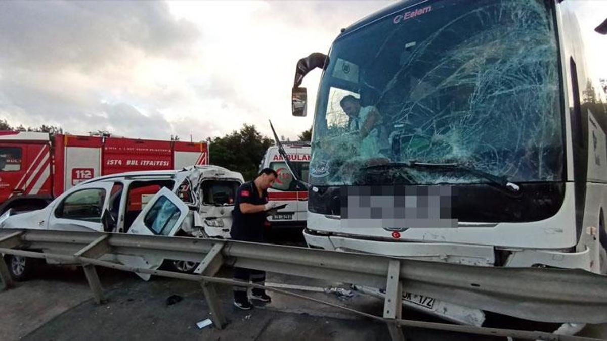 İstanbul'da zincirleme trafik kazası! 7 araç birbirine girdi çok sayıda yaralı var...