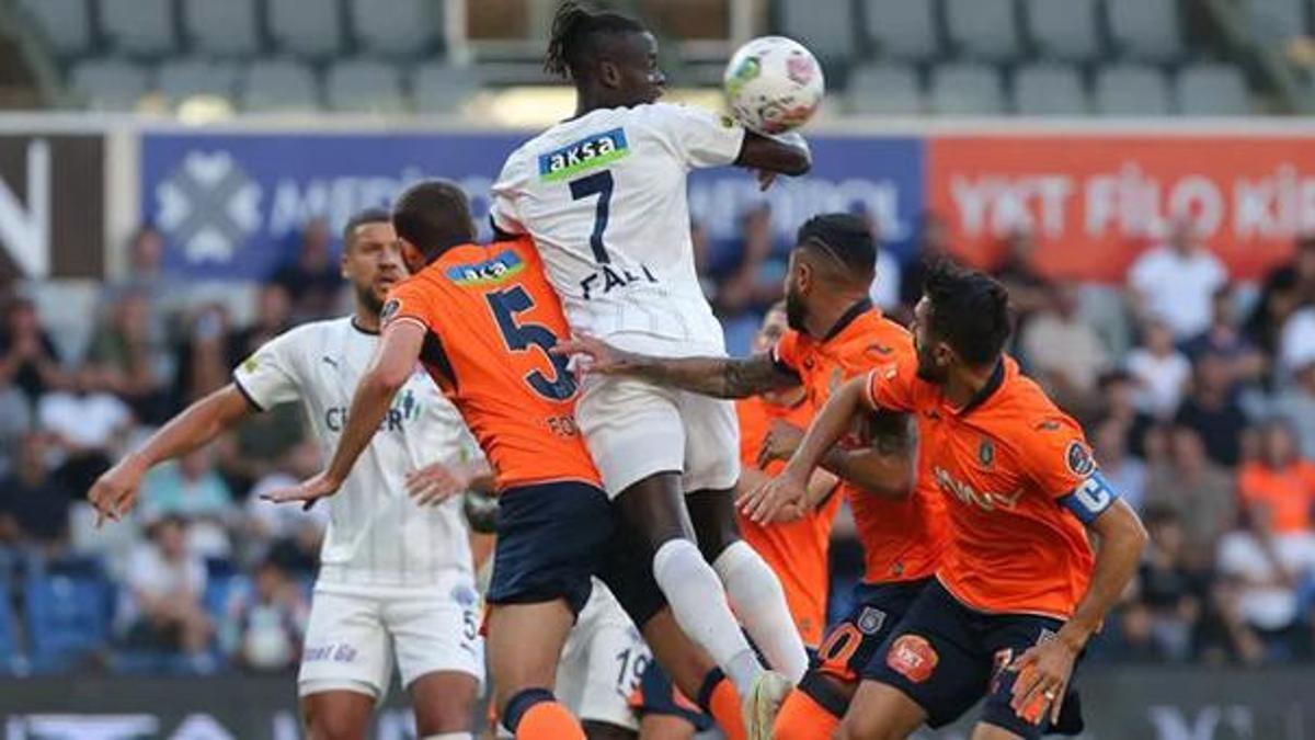 Medipol Başakşehir-Kasımpaşa: 4-0