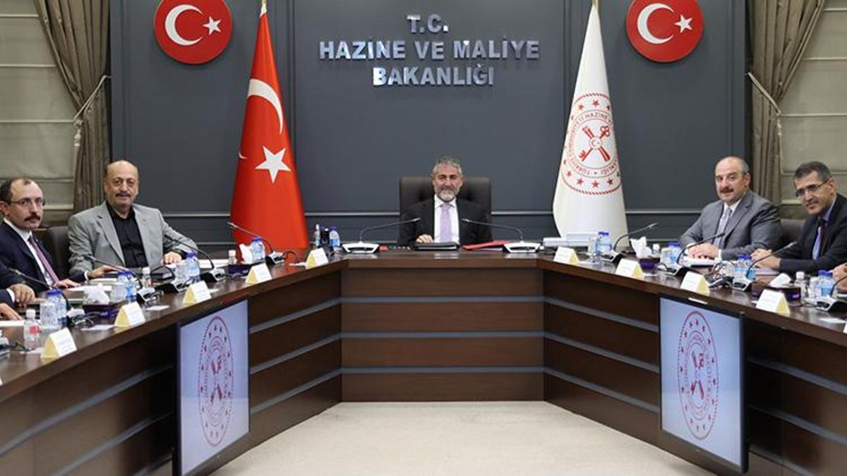Fiyat İstikrarı Komitesi toplantısı sonrası Bakan Nebati'den açıklama! Enflasyon, gıda ürünleri, konut piyasası...