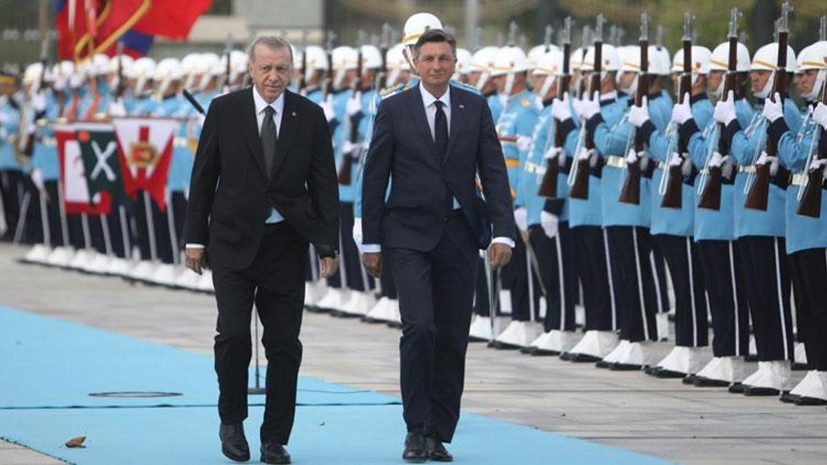 Cumhurbaşkanı Erdoğan, Slovenya Cumhurbaşkanı Pahor’u resmi törenle karşıladı