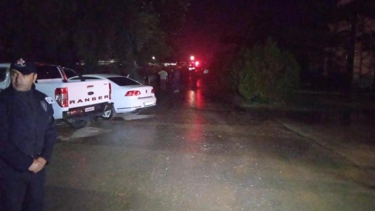 Afyonkarahisar'da çiftliğe inen eğitim uçağı kırım geçirdi: 2 yaralı
