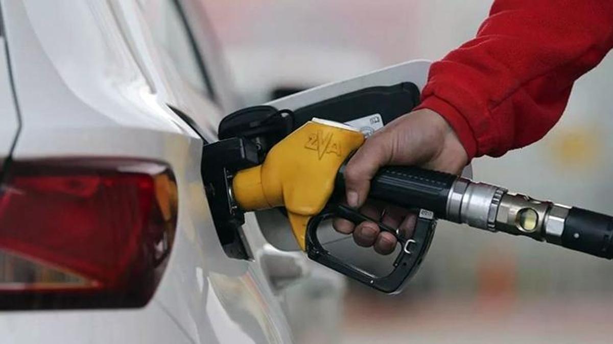 Akaryakıt fiyatlarında son dakika gelişmesi! Bu geceden itibaren: Motorin, benzin ve LPG...
