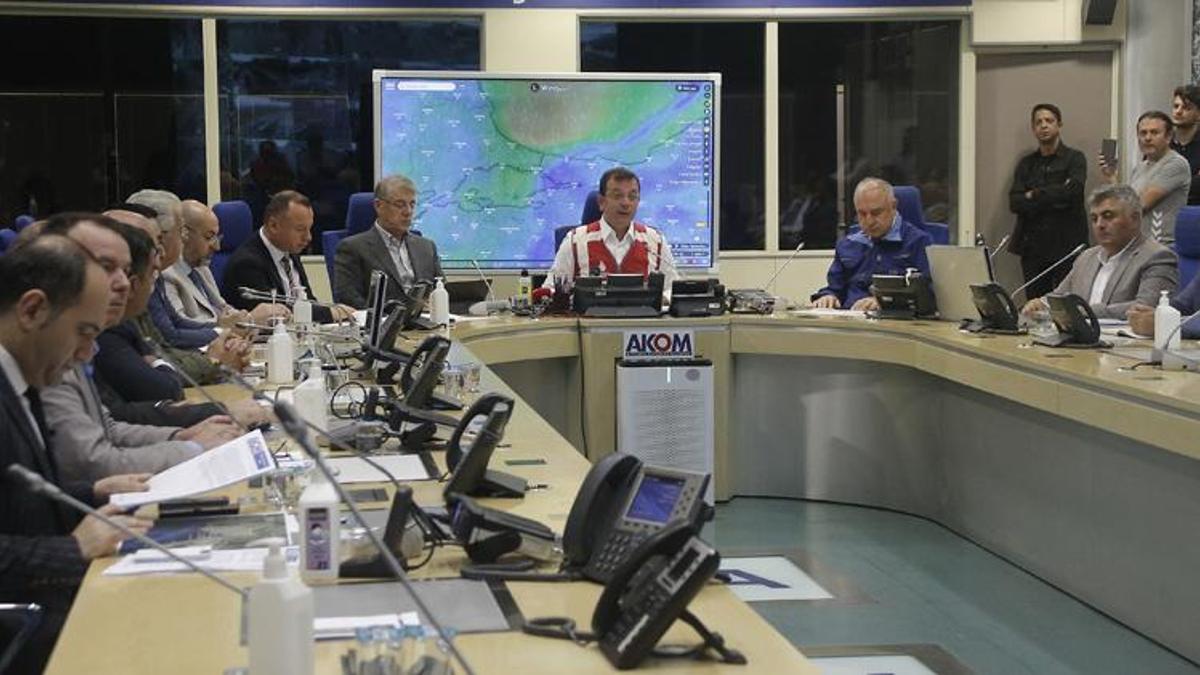 İmamoğlu: Yağmur İstanbul'un doğusuna doğru kaymış durumda